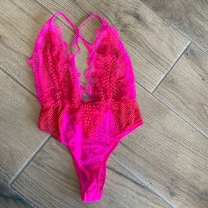 VS Lace Bodysuit Small